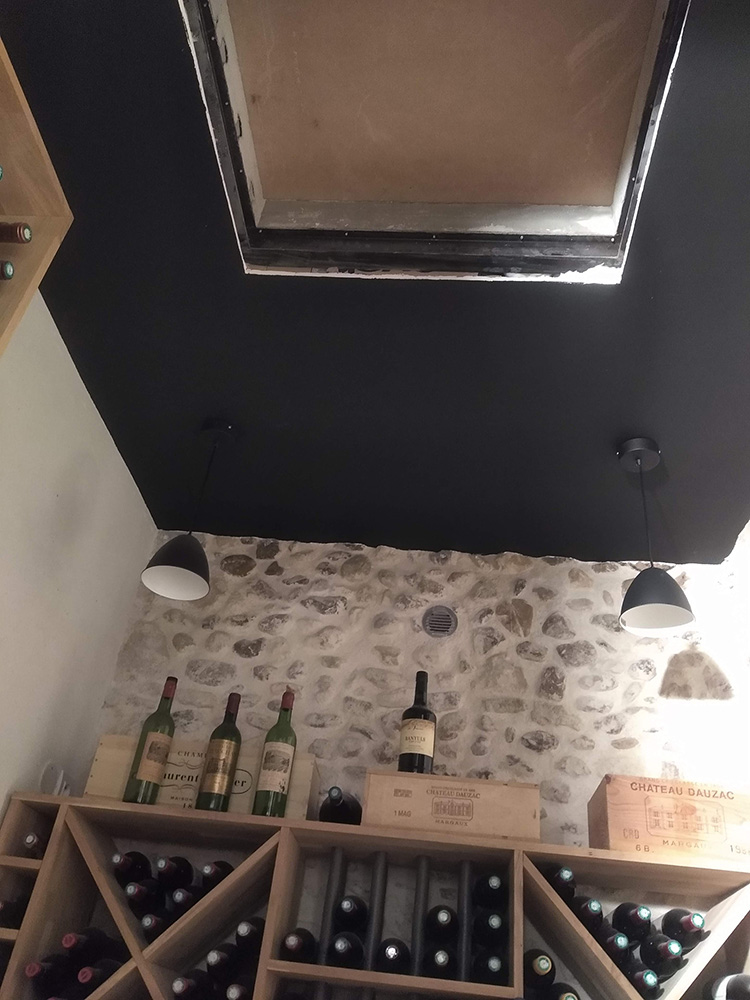 cave à vin réservation dalle plafond